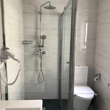 Sir William Strand Apartment