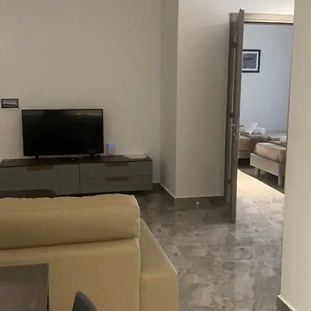 Sir William Strand Appartement *