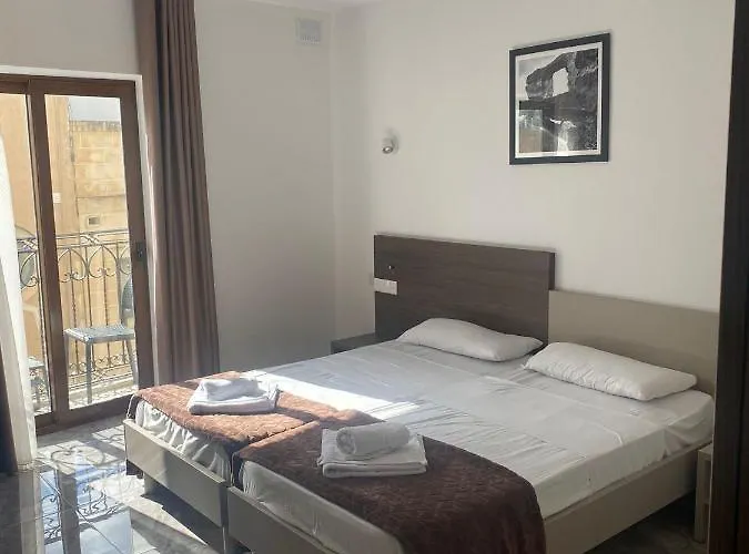 Sir William Strand *